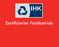 Strassenmarkierungen, Parkplatzmarkierungen, Beschilderungen